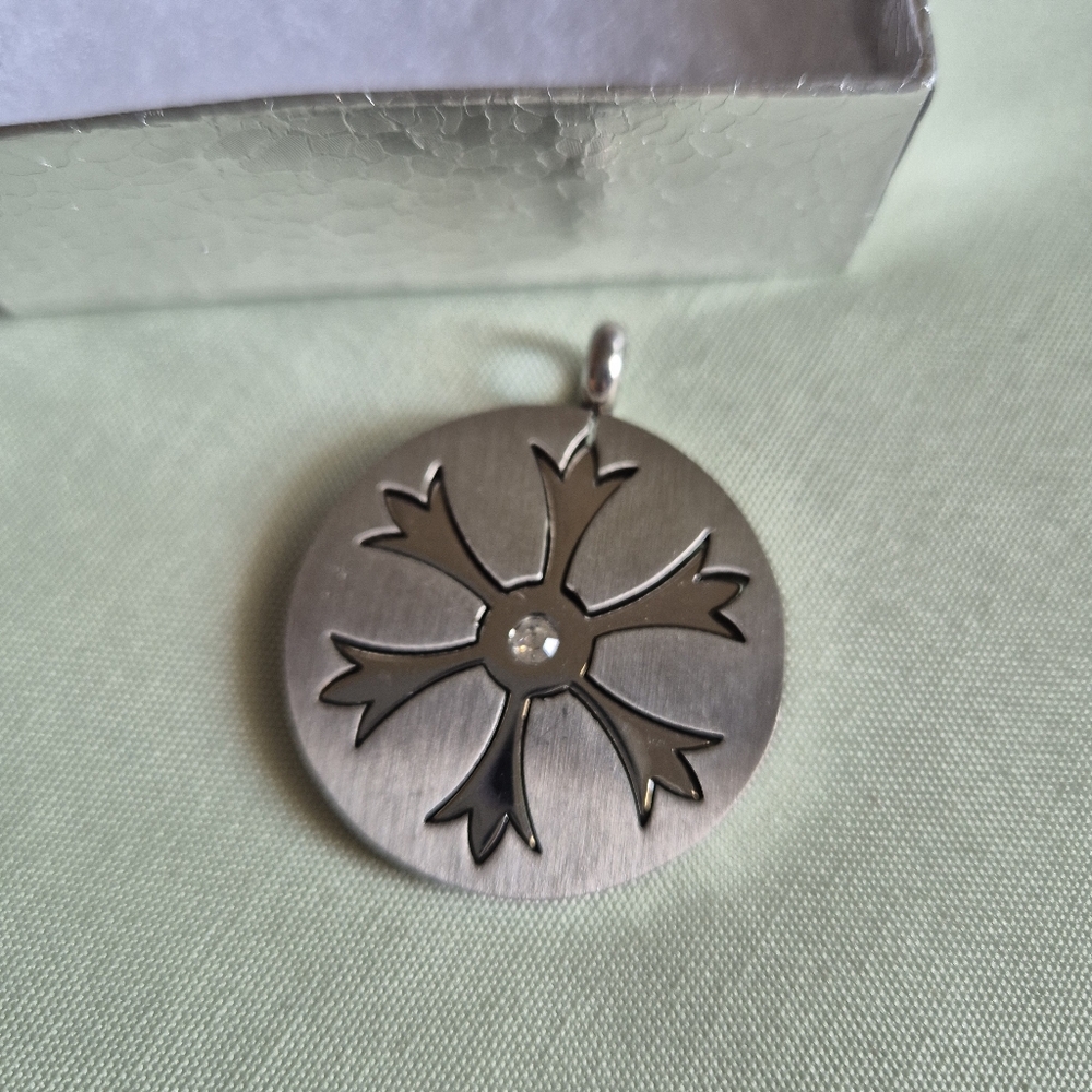 Jewellery - Picture 3 of 4